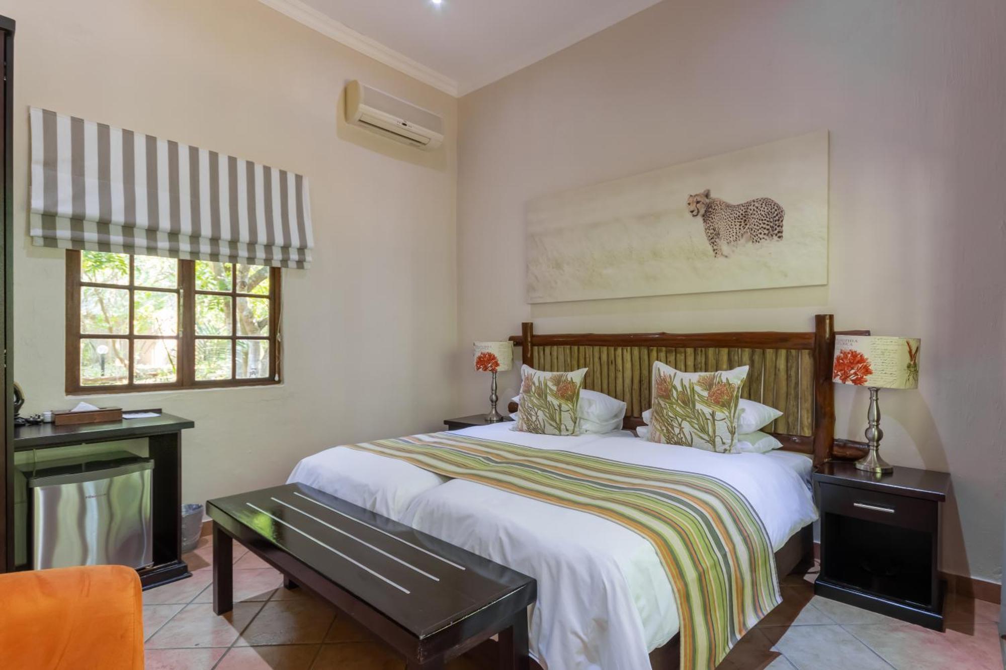 Emdoneni Lodge With Zululand Cat Conservation Project Hluhluwe Dış mekan fotoğraf