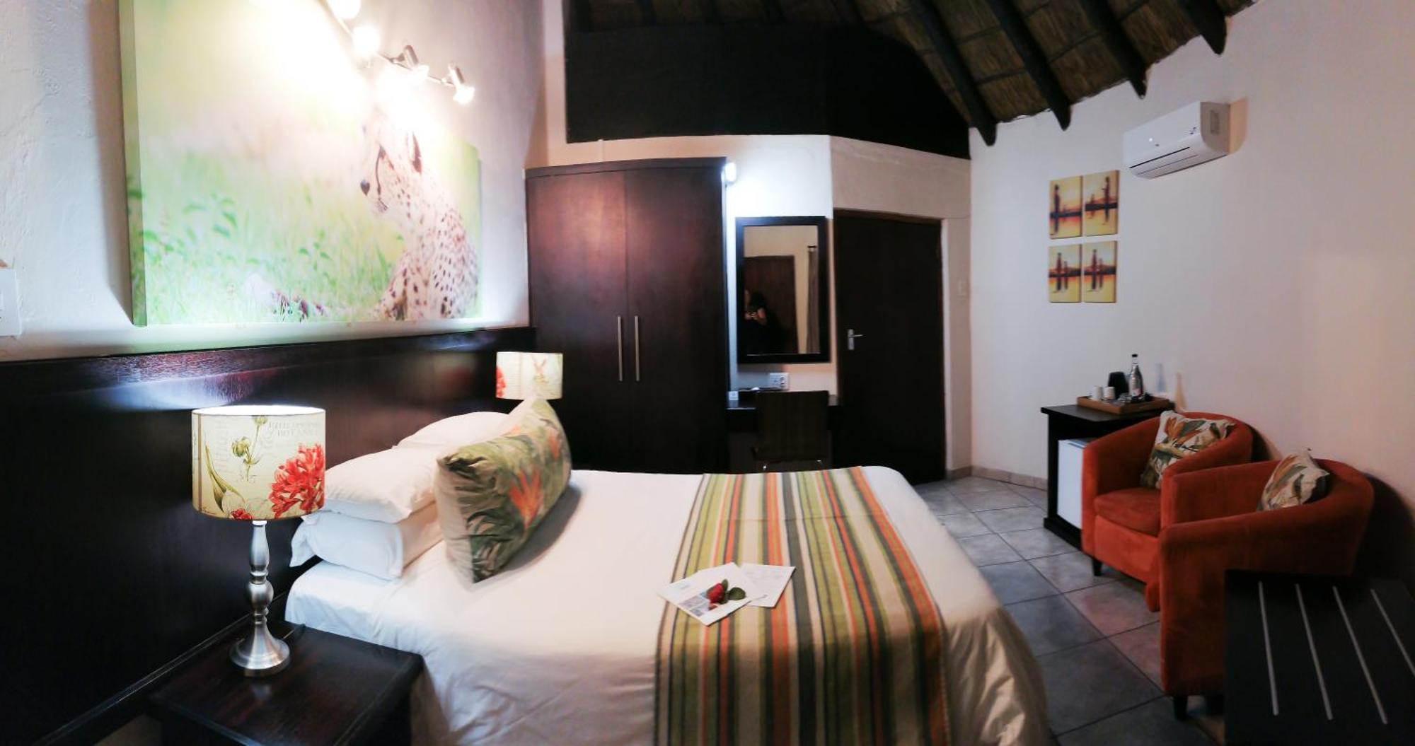 Emdoneni Lodge With Zululand Cat Conservation Project Hluhluwe Dış mekan fotoğraf